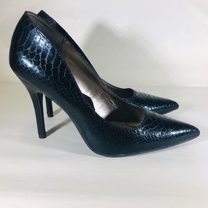 Sam and Libby Black Heels